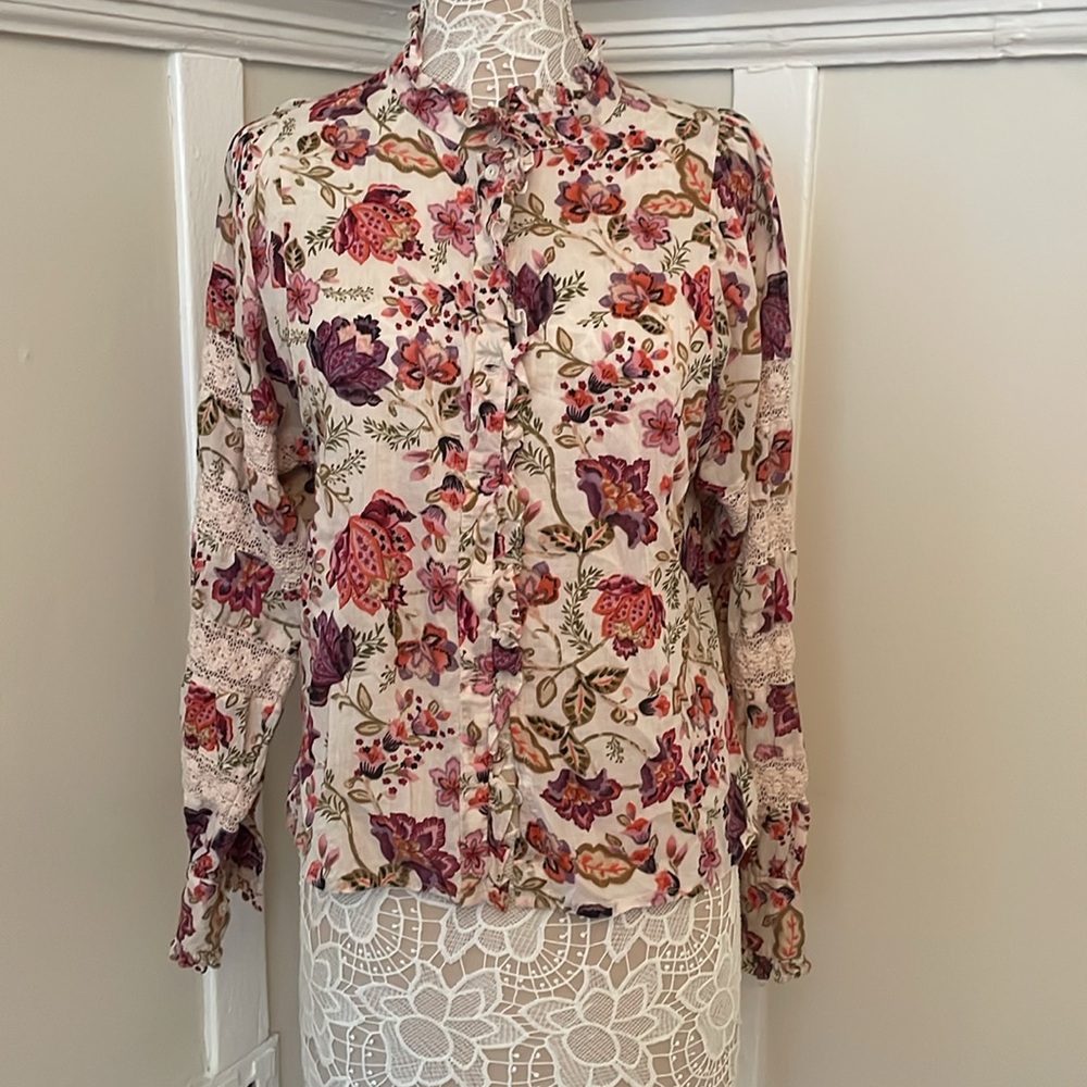 House of Harlow 1960 Long Sleeve Floral Ruffle Blouse